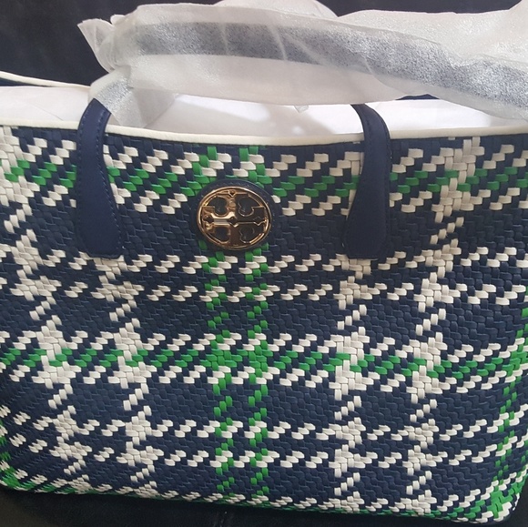 tory burch woven tote